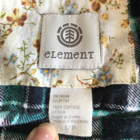 Element - Green/Navy plaid shirt - Picture 2 of 2